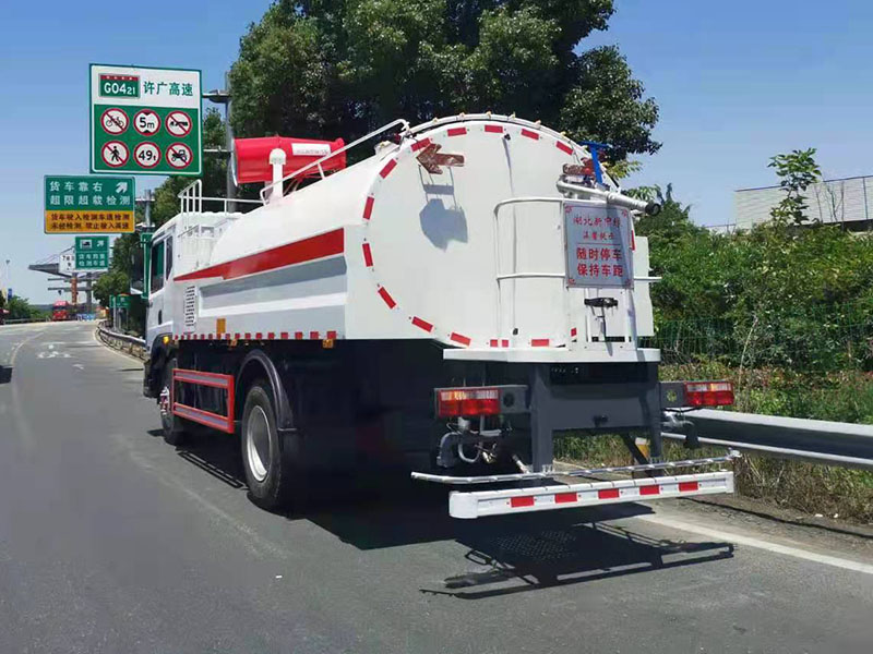 中潔牌XZL5180TYH6型綠化綜合養護車